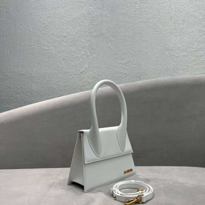 handbag Jacquemus̶ bamnino 2020 size 24*18*10 cm
