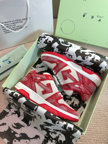 Off-White couple sneakers