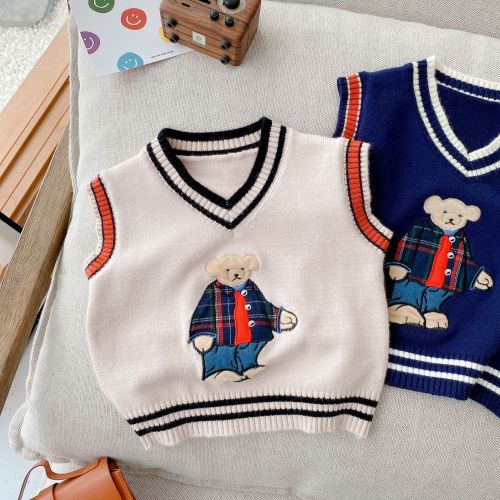 Boys knitting sweater 0-5 years old spring and autumn boy baby cartoon bear vest