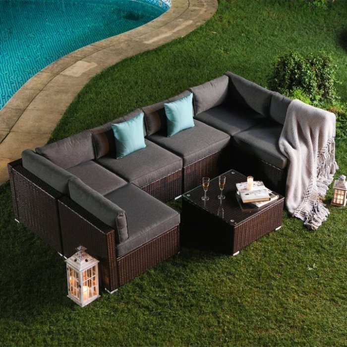 Wicker/Rattan 6-Person Seating Group with Cushions
