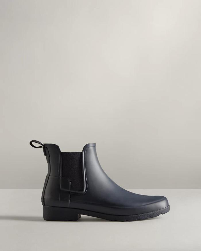 narrow fit chelsea boots