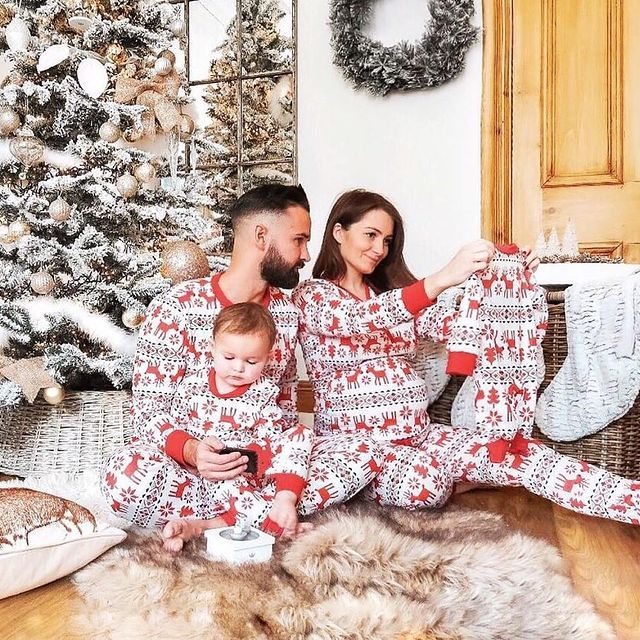 Family Matching Christmas Deer and Snowflake Pajamas Set