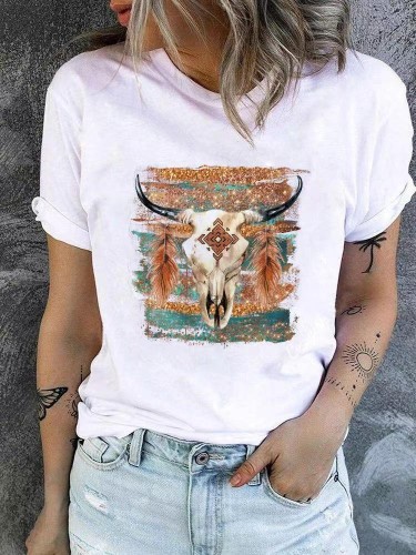 Southwest Aztec Cow Skull Pattern Women's Short Sleeve T-Shirt