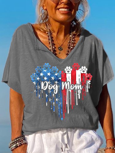 American Dog Lovers Heart Print V-neck T-shirt