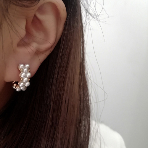 Pearl Earrings Women Niche Design Versatile Earrings French Elegant Fashion Personalized Earrings