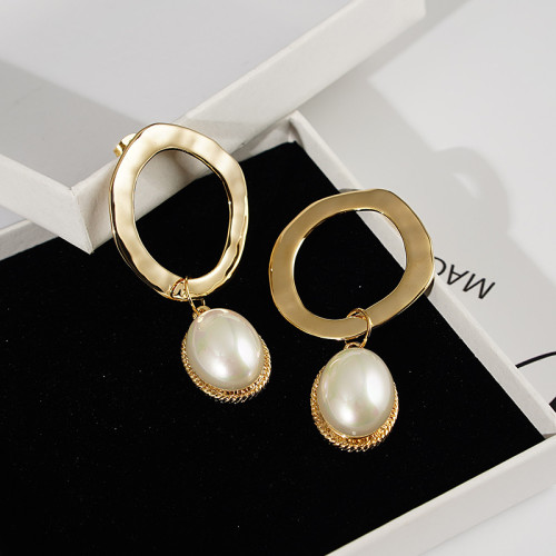 Pearl Earrings Women'S Retro Light Luxury 18K Gold Plated French Style Earrings Fashion Simple And Versatile Niche Design Earrings