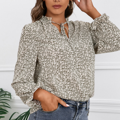 Women's Small Floral Printed V Neck Blouse Tops Bell-Sleeve Floral Print Blouse Perfect Outfit Over 50 Women  Fashion