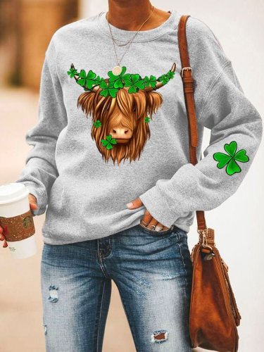 Women's St Patricks Day Highland Cow Print Sweatshirt