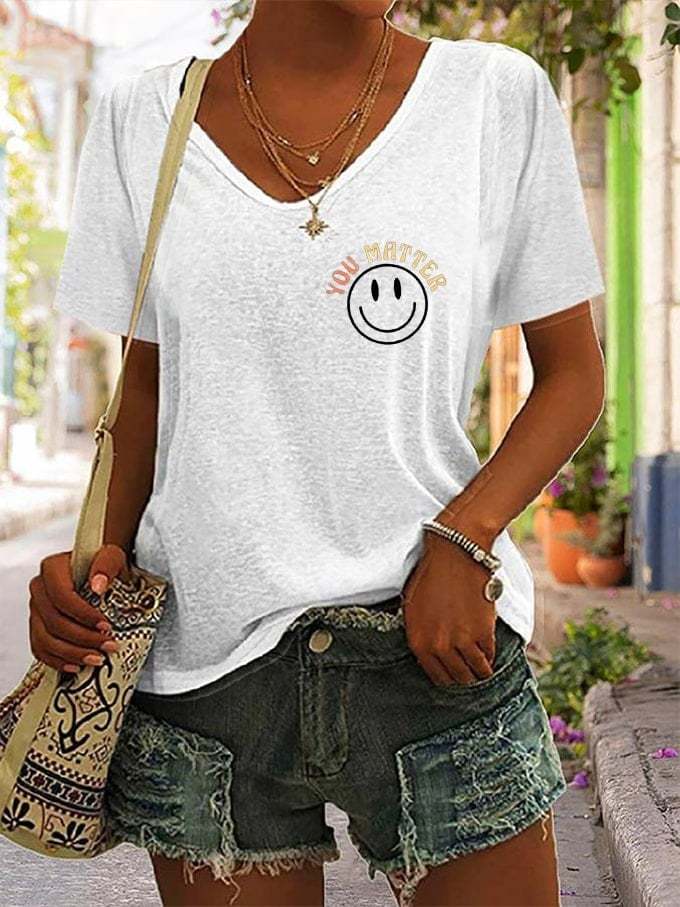 Women's To The Person Behind Me, You Are Amazing You Matter Casual V-Neck Tee