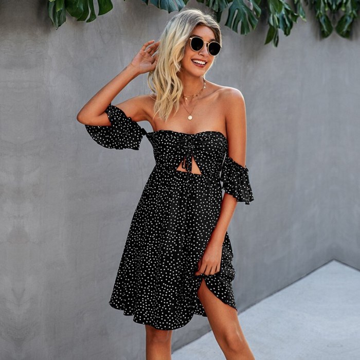Sexy Drawstring Strapless Dress For Women 2021 New Casual Ruffles Polka Dot Beach Style Off The Shoulder Summer Dress