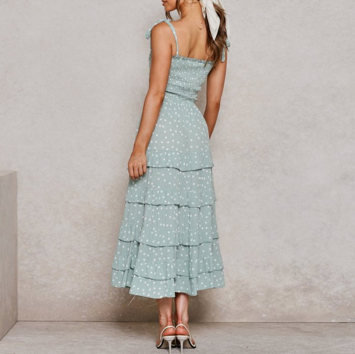 Lace up fresh and fashionable temperament pleated stretch dress