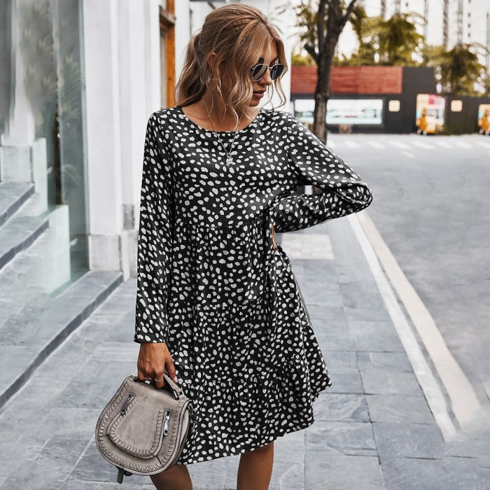 women spring summer pleated A-Line dress 2021 Full Sleeves O-Neck Dots Printing Women's Dresses Casual loose cotton dress
