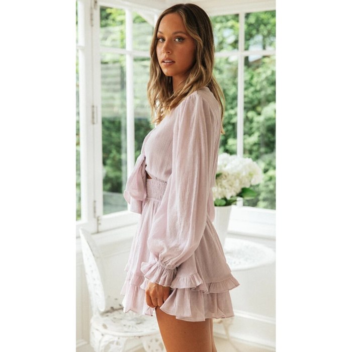 Spring And Summer V-neck Long-Sleeved Women's Solid Color Lace Up Dress