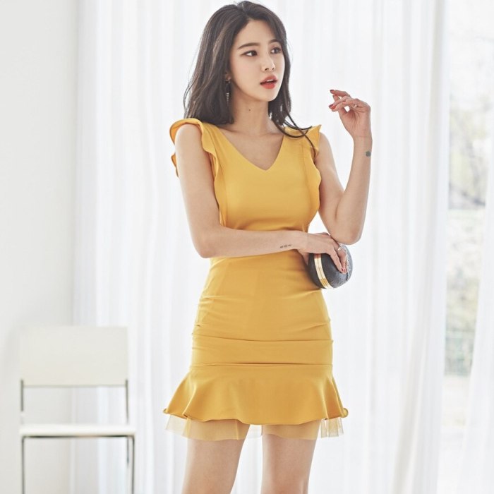 Summer New Korean Style Elegant V-neck Mesh Patchwork Ruffled Slim-Fit Sheath Dress