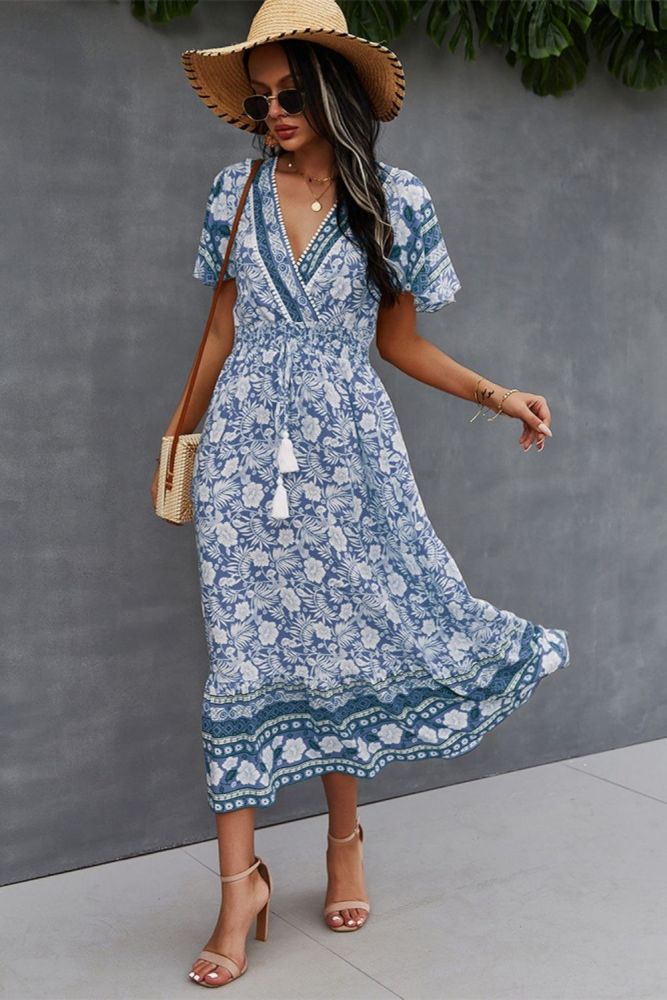 Spring New Bohemian Floral Dress Women Flare Sleeve Casual V Neck Tassel Bandage Print Dress Ladies Holiday Style Summer Dresses