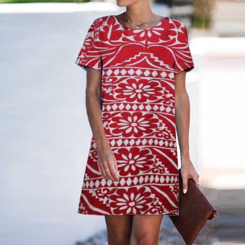 Casual Round Neck Print Shift Dress