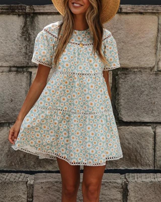 Trendy Hollow-Out Print Short Sleeve Mini Dress