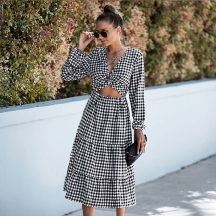 2022 Spring Sweet Temperament Stitching Plaid Dress Sexy V-neck Long Sleeve Big Swing Dress