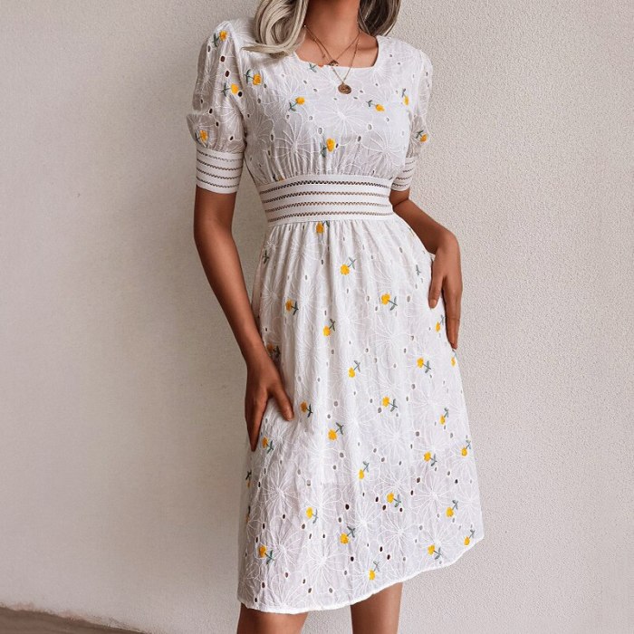 New summer dress vintage hollow embroidered sweet dress waist slimming square neck short sleeve dress female 2021 vestidos