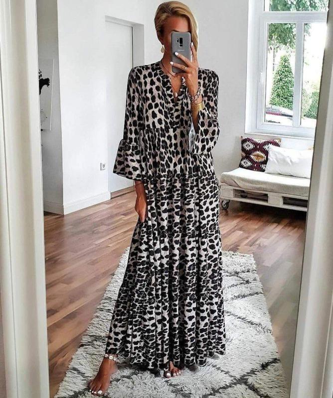 Classic Black Leopard Printed V-Neck 3/4 Sleeve Loose Maxi Dress