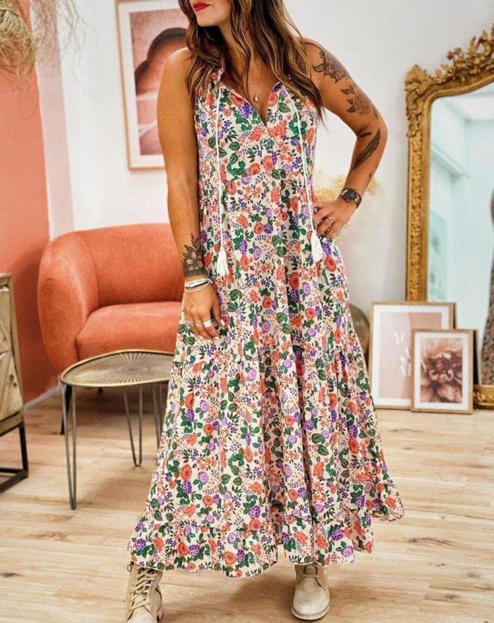Flowing Floral Print Spaghetti Straps Sleeveless Maxi Dress