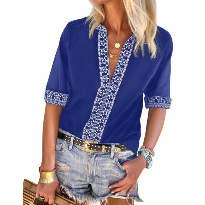 Retro Embroidery Chiffon Blouse Women 2021 Summer New Short Sleeves V-Neck Shirts Female Casual Loose Ethnic Style Tops Pullover