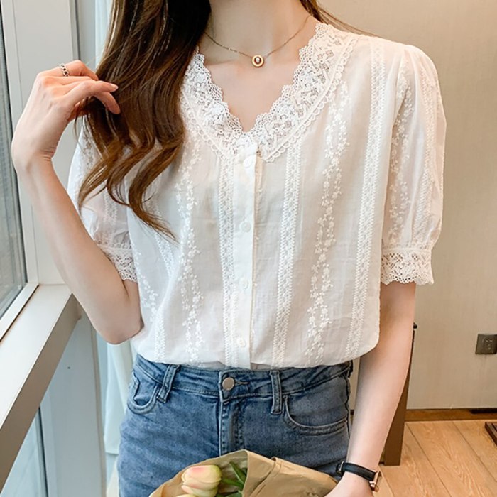 V-Neck Lace Button White Shirt Women Clothes 2021 Summer Tops England Style Short Sleeve Womens Blouses Shirts Chemisier Femme