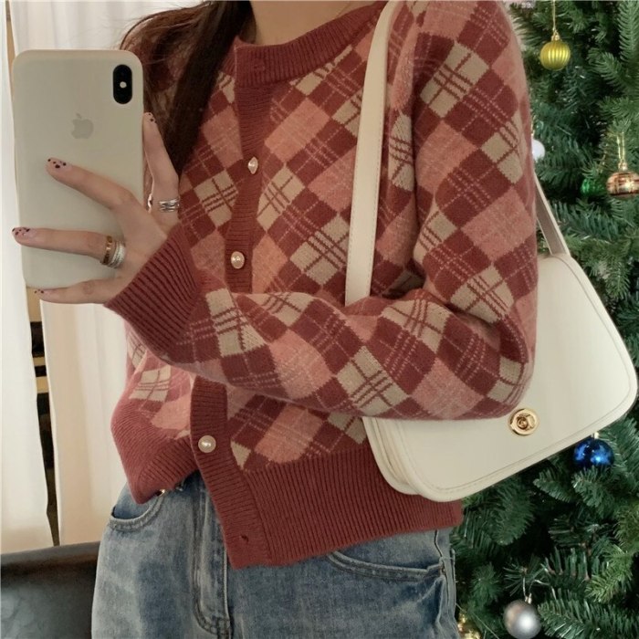 Vintage Plaid Cardigan Women 2021 Autumn Outwear O-neck Cropped Sweater Coats Korean Chic Casual All-match Cardigans