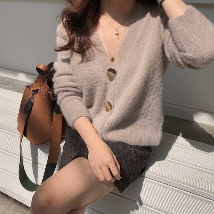 Women Mink Cashmere Cardigan Sweater