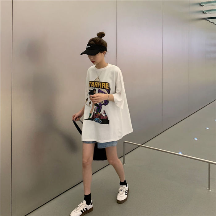 Early spring 2021 Korean version net red foreign style short sleeve, loose and lazy style, with student T-shirt and female half