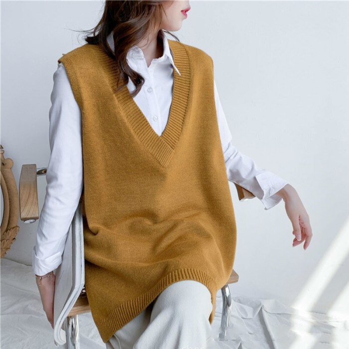 Women Seelveless Sweater Vest V-neck Knit Streetwear Sweater
