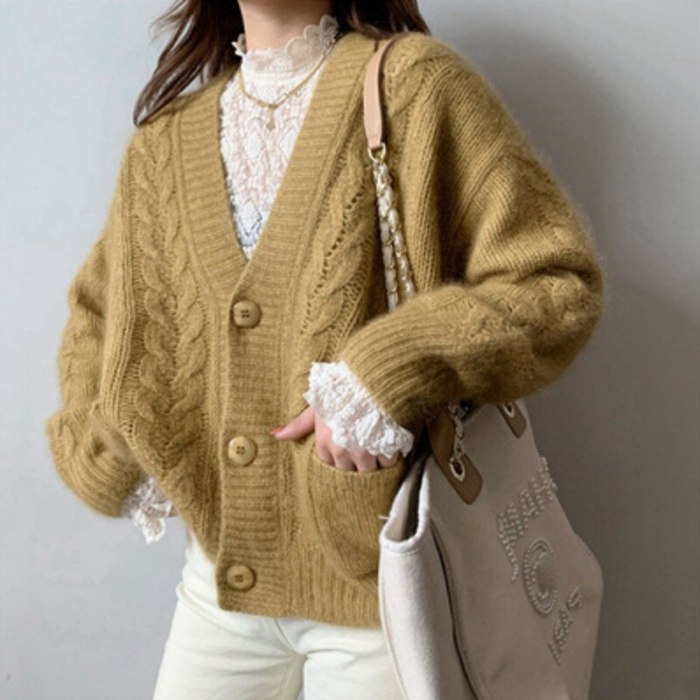 Knitted Cardigan Coat For Women Twisted Jumpers 2021 Korean Style Loose Retro Lazy Tops V Neck Thick Outer Wear Sweater
