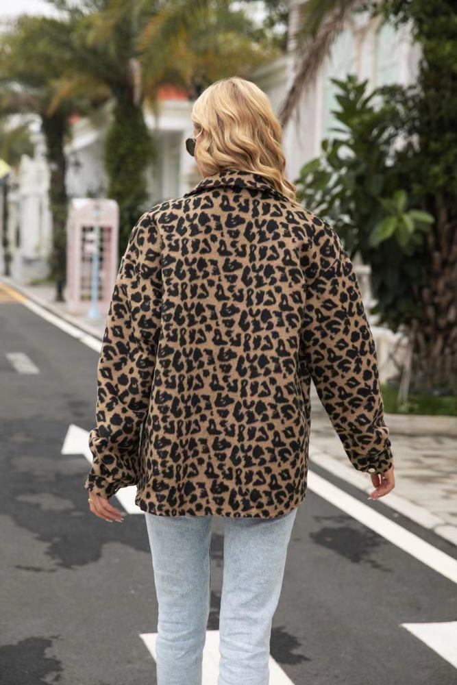 Women Shirt Jacke 2021 Leopard Print Long Sleeve Button Casual Warm Thicken Casual Fashion Streetwear Girl Oversize Chic Coats