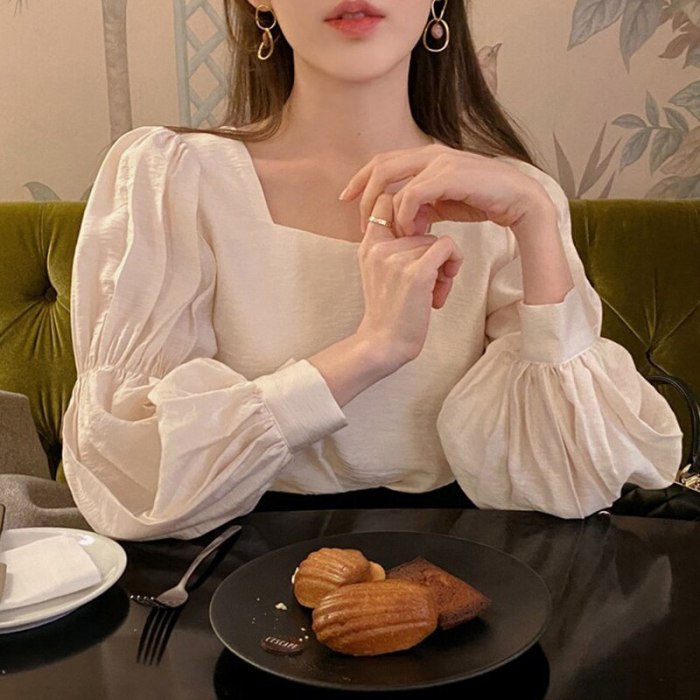 Women Pleated Square Collar Blouse Puff Sleeve Shirts