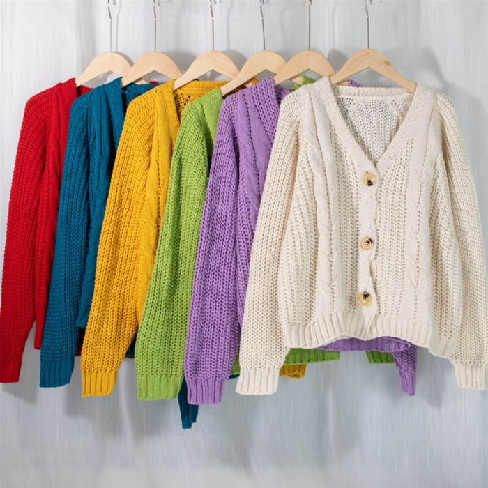 Women's Sweaters V-Neck Buttons Cardigans Oversize Knitwears