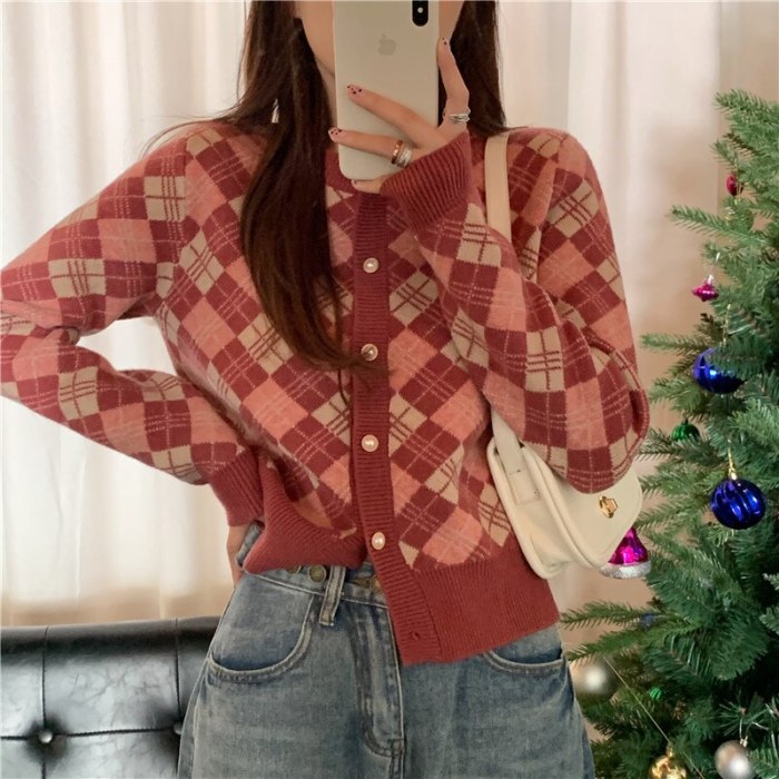 Vintage Plaid Cardigan Women 2021 Autumn Outwear O-neck Cropped Sweater Coats Korean Chic Casual All-match Cardigans