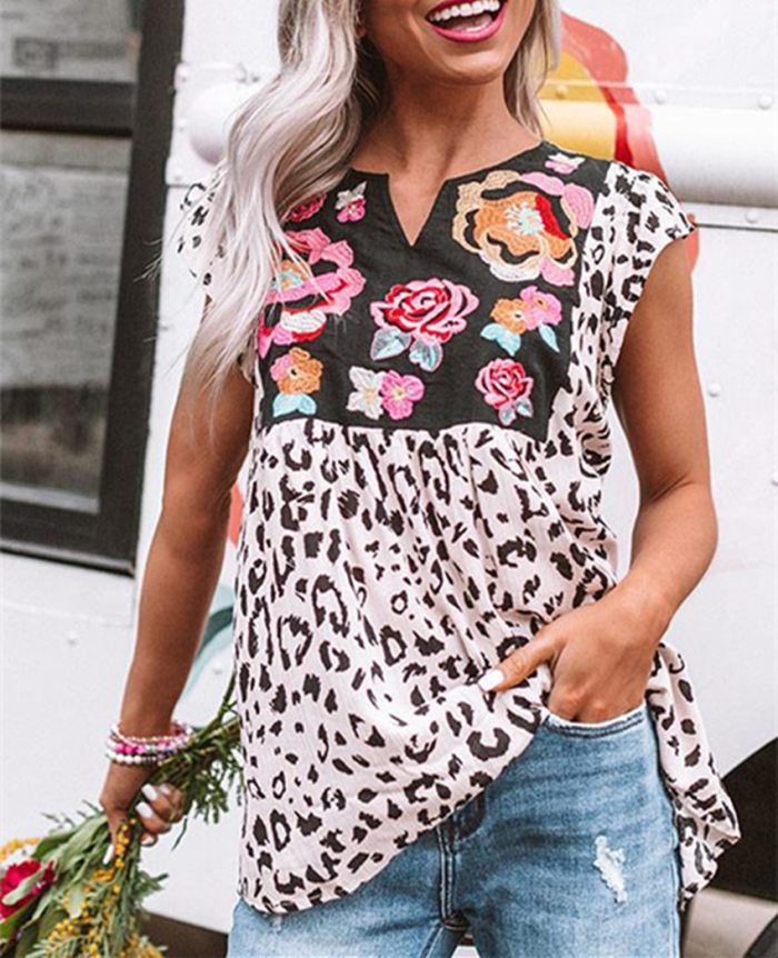 Leopard Patchwork Top Short Sleeve Tee Shirts Women Flowers Print Casual T-shirt Summer V-neck Tops Tee 2020 Hot Top