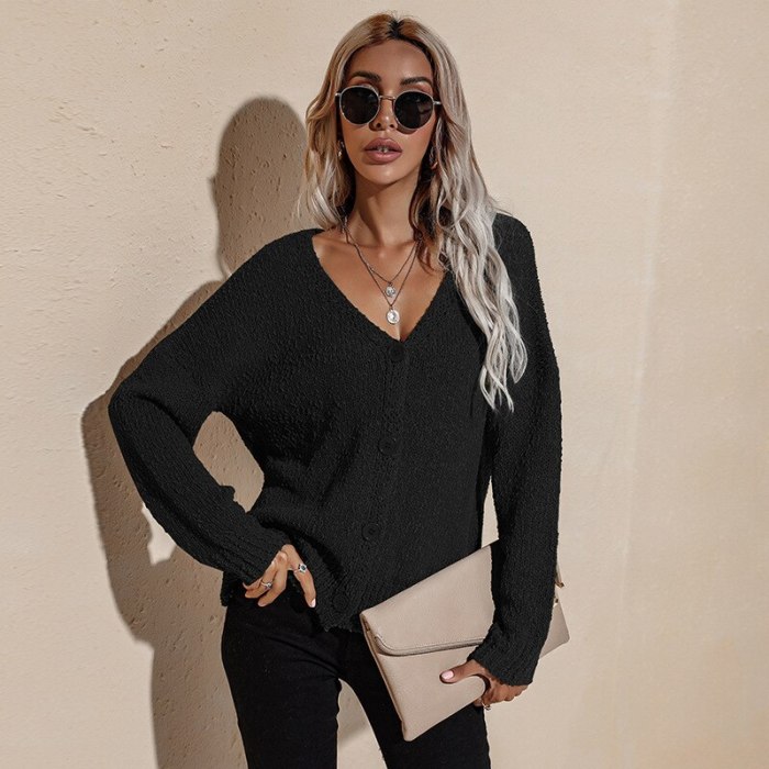 Fall 2021 Knitted Long Sleeve V Neck White Cardigan Cropped Sweater Ladies Jumpers Button Up Sweaters for Women Fashion Coat