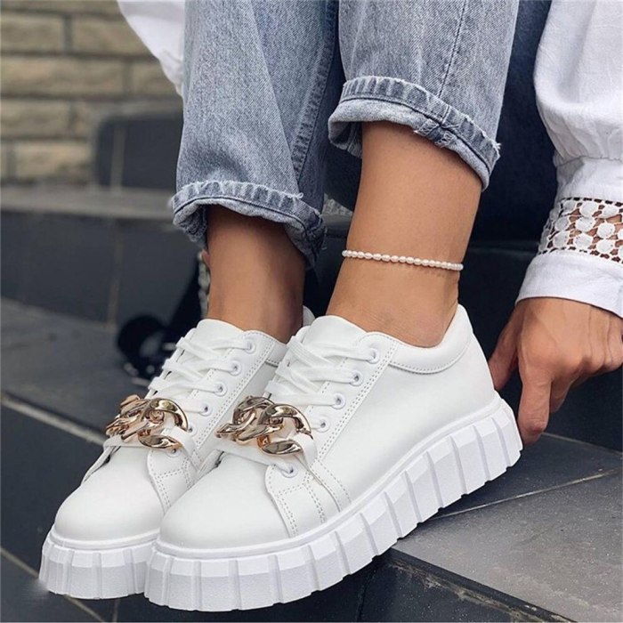 Women's Trendy Sneakers 2021 Autumn New Round Toe Ladies Lace Up Casual Shoes With Chain Female Running Walking Sport Flats
