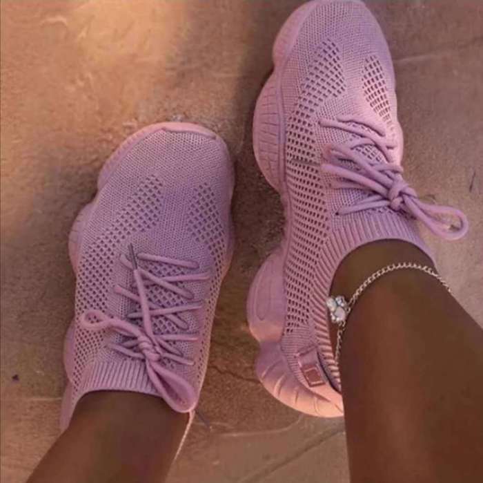2021 new European and American women's flat casual shoes large size flying woven net shoes single shoes women