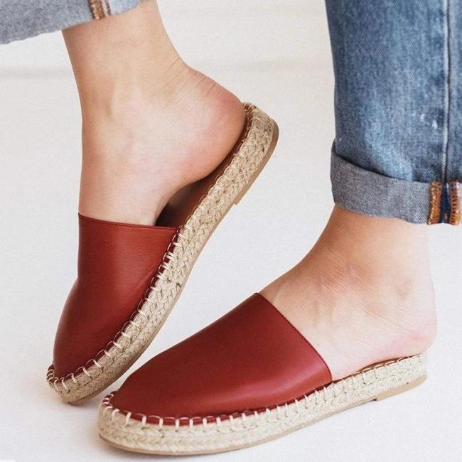 Women Closed Toe Flat Heel Artificial Leather Slip-on Slippers