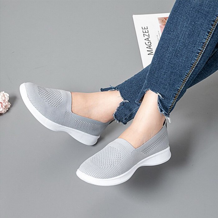 Vulcanize Shoes Sneakers Women Shoes Ladies Lace Up Knit Solid Color Sneakers For Female Sport Mesh Casual Shoes For Women 2021