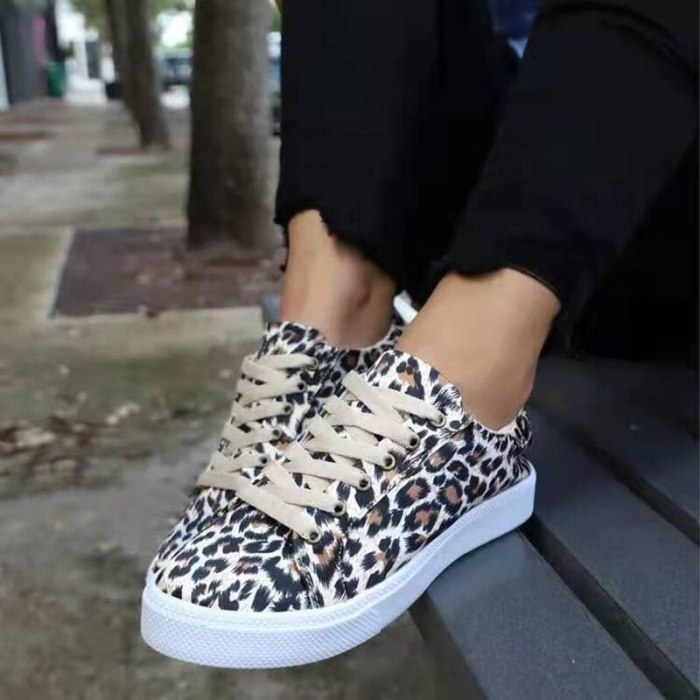 2021 New Canvas Flat Shoes Women Sneakers Casual Grid Leopard Flats Simple Classic Lace-up Spring Shoes Female Plus size