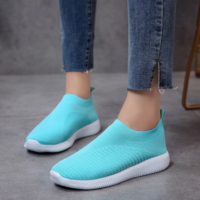 New Shallow Mouth Low Top Lightweight Breathable Round Toe Casual Flat Sneakers