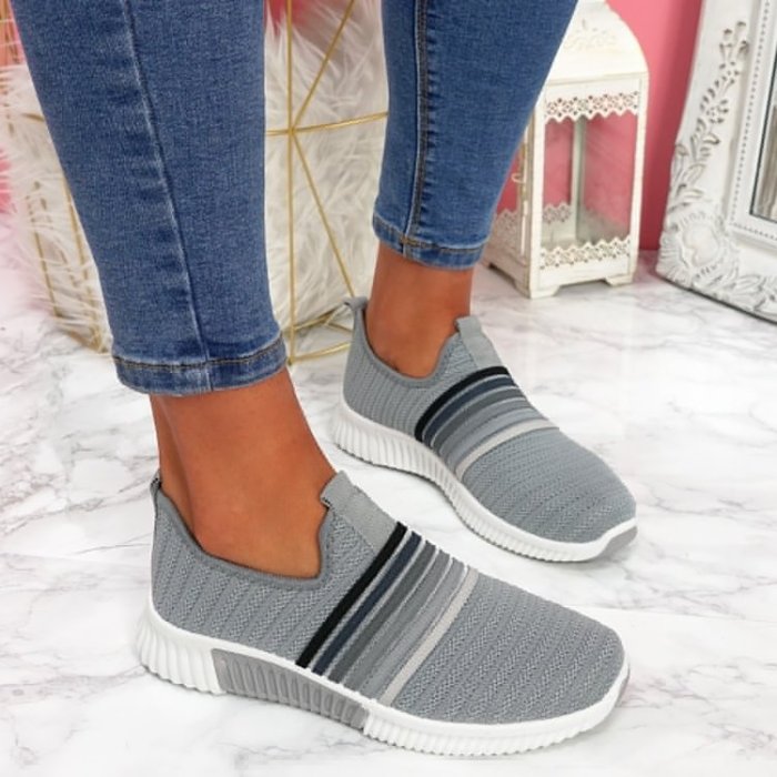 New large size breathable flying woven shoes women's sports wind breathable mesh Sneakers