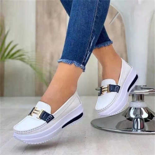 Thick Bottom Round Toe Solid Color Light Mouth Metal Buckle PU Women's Sneakers