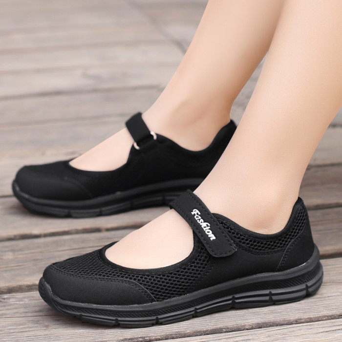 Breathable Soft Sole Flat Shoes Ladies Shoes Comfortable Walking Sneakers
