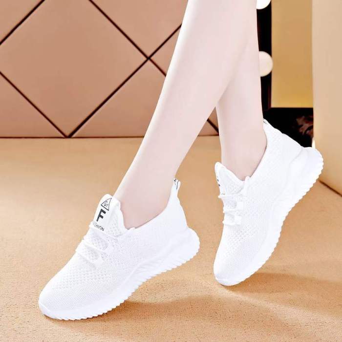 New Women's Casual Shoes Comfortable Soft Sole Sneakers Fashion Lightweight Sneakers