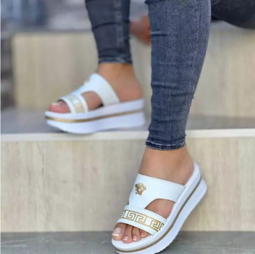 New Large Size Fashion Thick Bottom Round Toe Colorblock Casual Platform Slippers