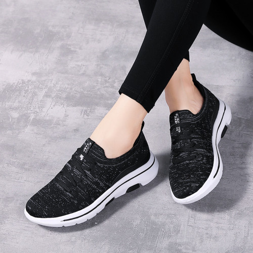 Lightweight Breathable Leisure Sports Flying Weaver Sneakers
